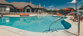 vintage-at-emory-road-pool